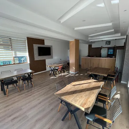 Vendégház Bujtina Flowers 4*