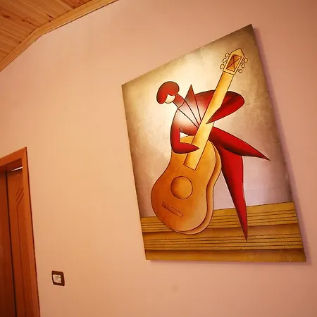 Casa de hóspedes Bujtina Flowers 4*