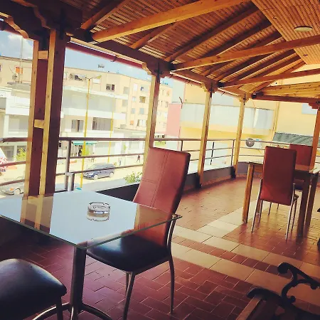 Bujtina Flowers 4* Përmet