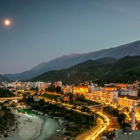 Vendégház Bujtina Flowers 4*