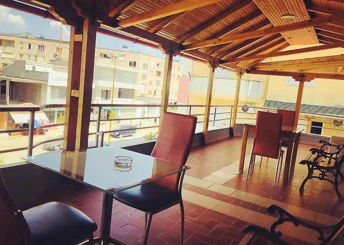 Bujtina Flowers 4* Përmet