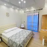 Bujtina Flowers Gasthuis 4*