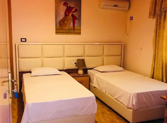 Bujtina Flowers 4* Πρεμετή