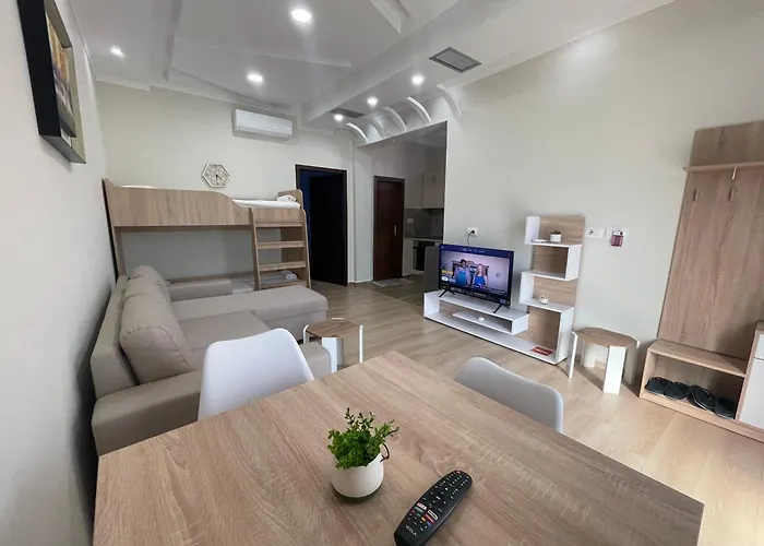 Bujtina Flowers Πρεμετή